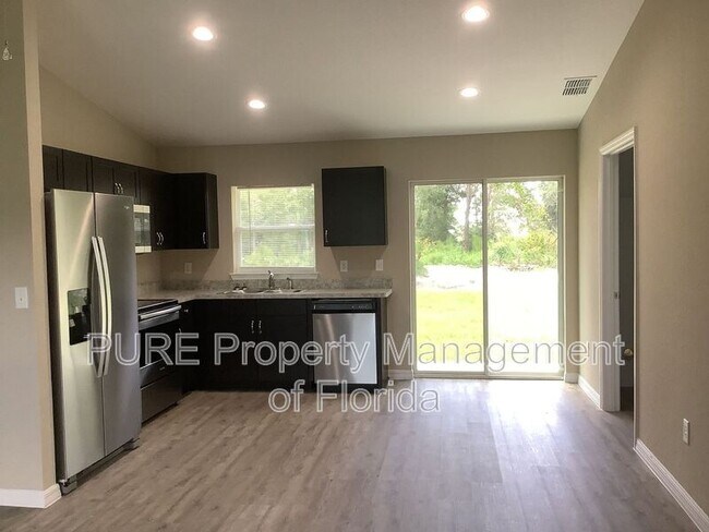 Building Photo - 15544 SW 41st Street Rd