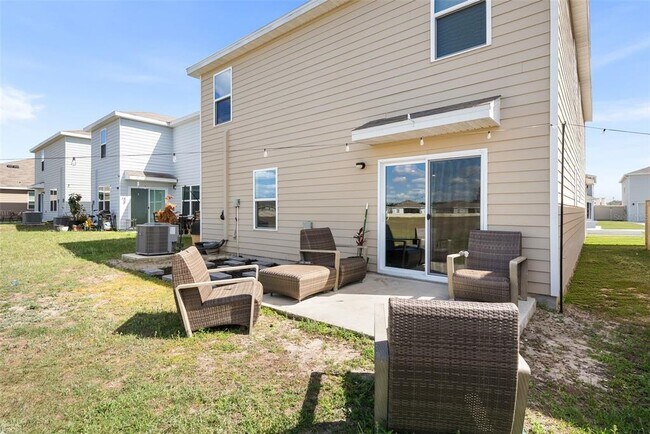 Building Photo - 24672 NW 11th Pl