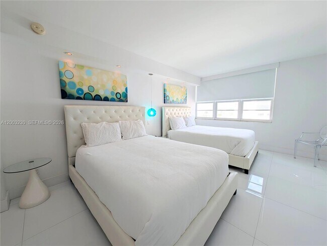 Building Photo - 100 Lincoln Rd