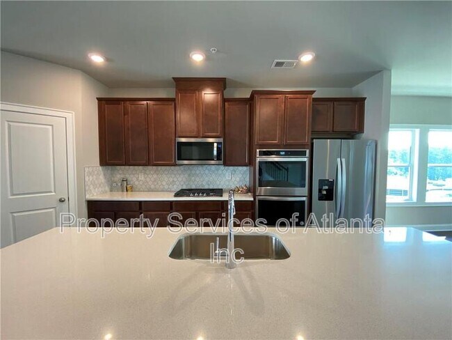 Building Photo - 912 Sweetwater Grove