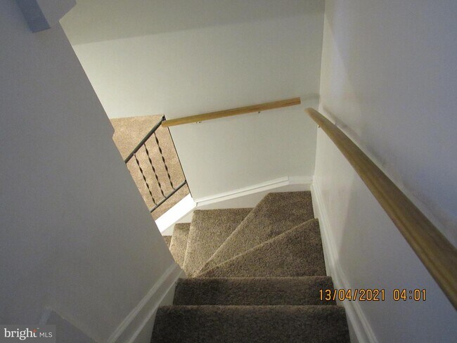 Building Photo - 9611 Heathcliff Dr