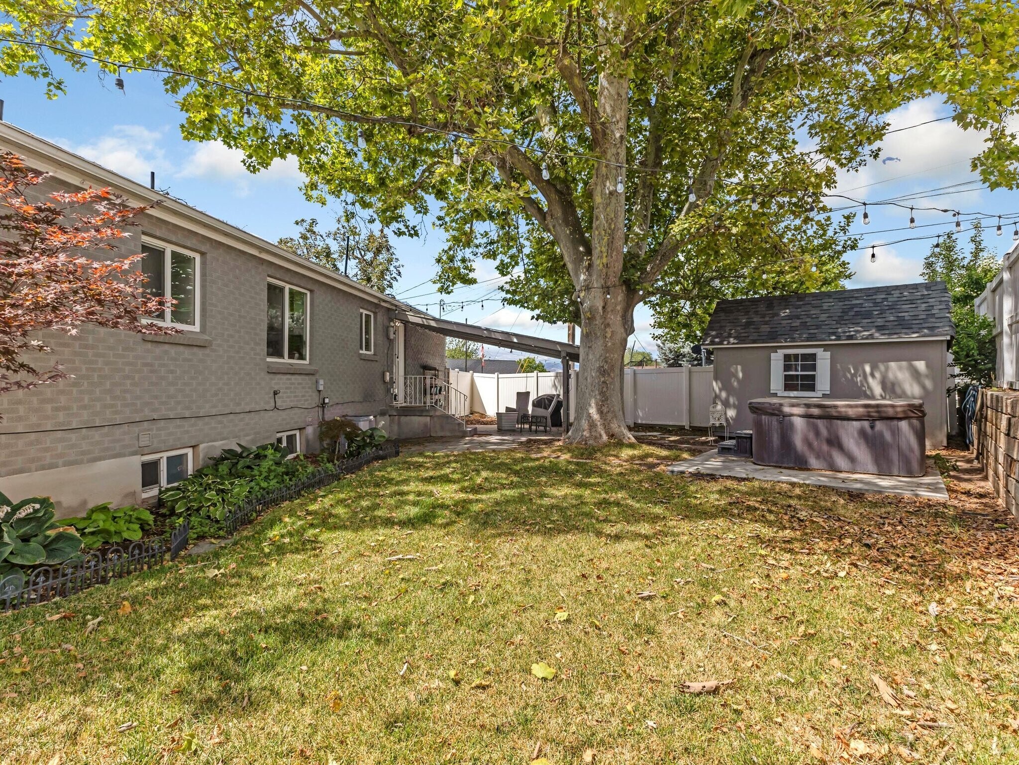 Building Photo - 1795 Gundersen Ln S