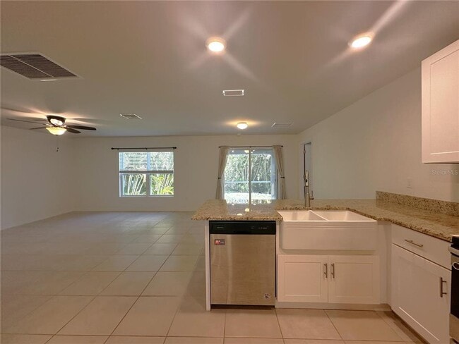 Building Photo - 24748 Rio Villa Lakes Cir