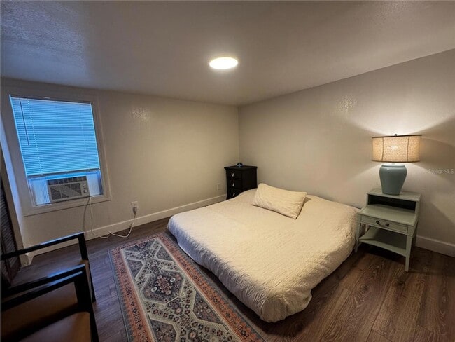 Building Photo - 102 Laureti Ln