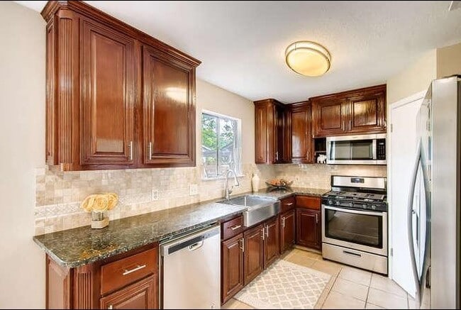 Building Photo - 11934 Rosethorn Dr