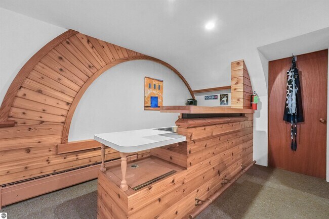 Building Photo - 1310 Peninsula Ct