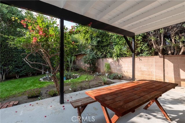Building Photo - 14028 Cantlay St