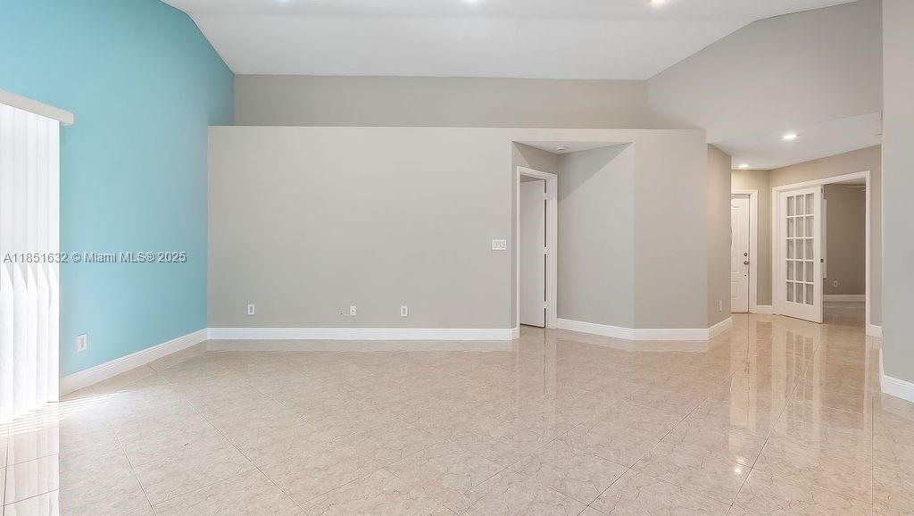 Building Photo - 2957 Quail Run Ln