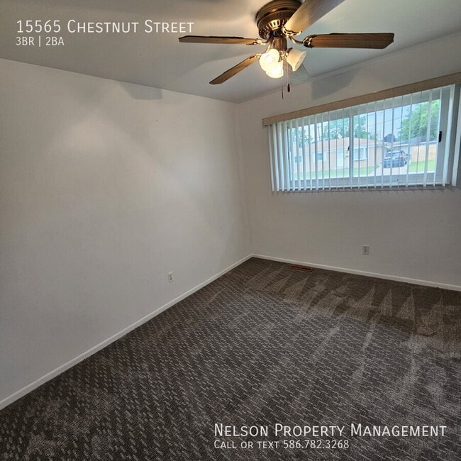 Building Photo - 15565 Chestnut St