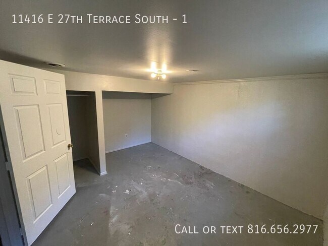 Building Photo - 11416 E 27th Terrace S