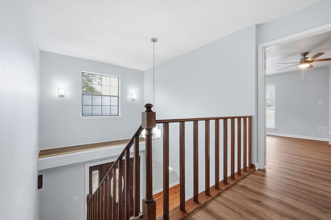 Building Photo - 120 Dyer St