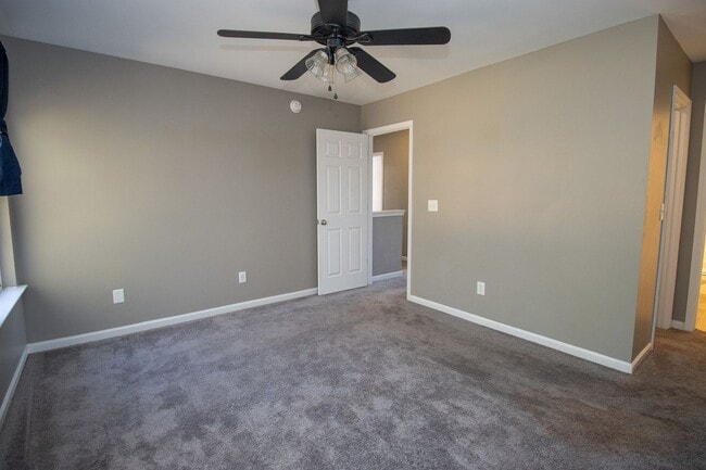 Building Photo - 101 Saskatoon Dr