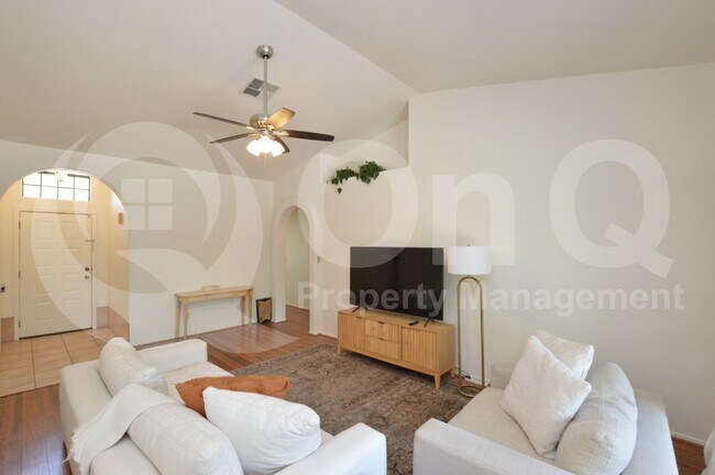 Building Photo - 6609 N 85th Dr