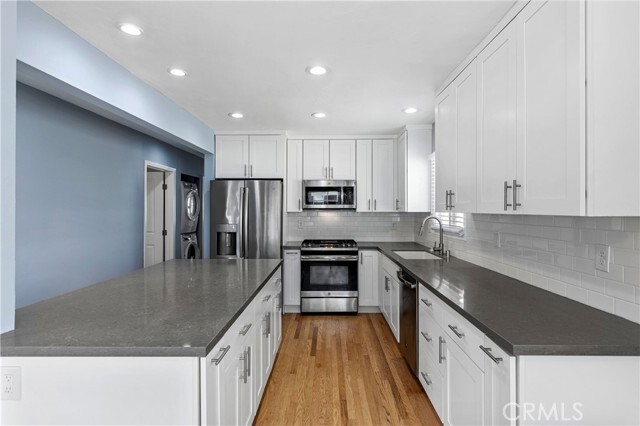 Building Photo - 435 Longfellow Ave