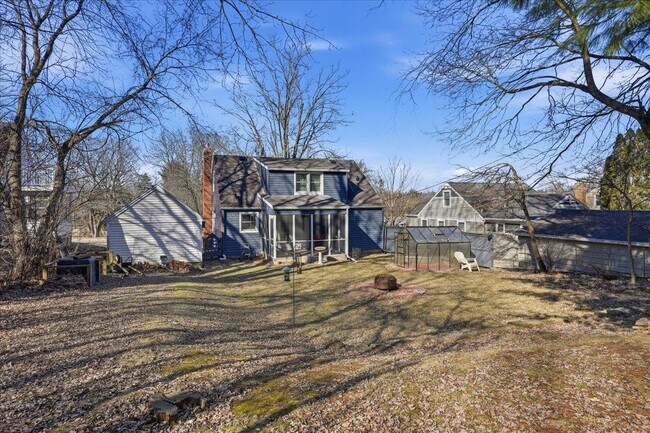 Building Photo - 313 S Midvale Blvd