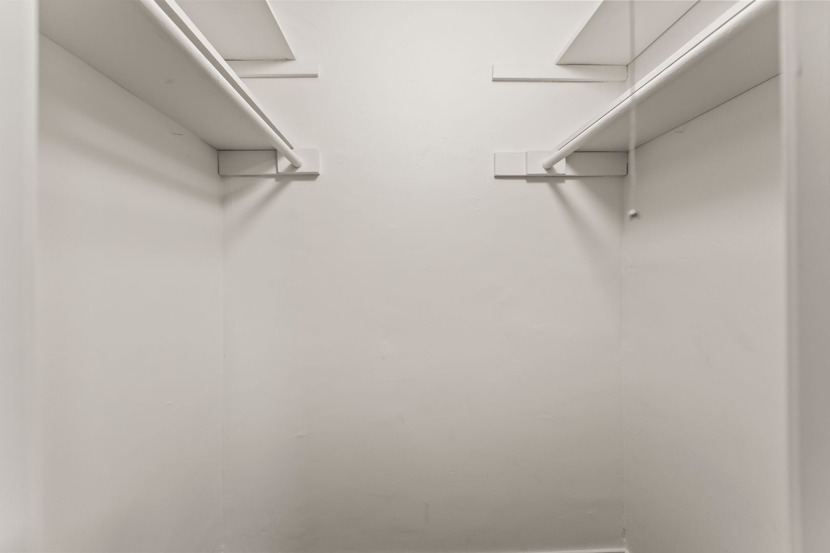 Building Photo - 9721 San Pedro St