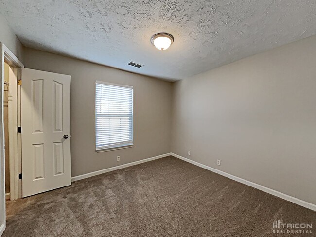 Building Photo - 1218 Melvin Dr