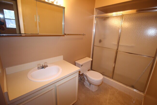 Building Photo - 5939 Forest Hill Blvd
