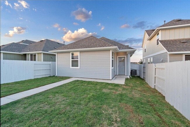 Building Photo - 109 Tillage Rd