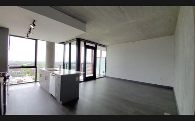 Building Photo - 1301 W Lake St