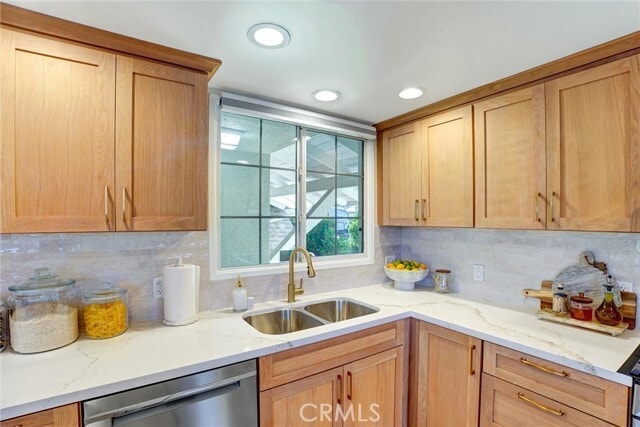 Building Photo - 16053 Red Coach Ln