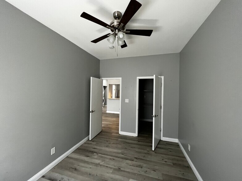 Building Photo - 629 Clara Ave