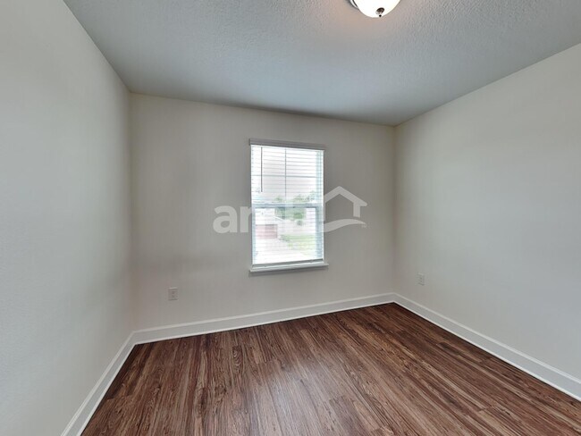 Building Photo - 4536 Reisswood Loop