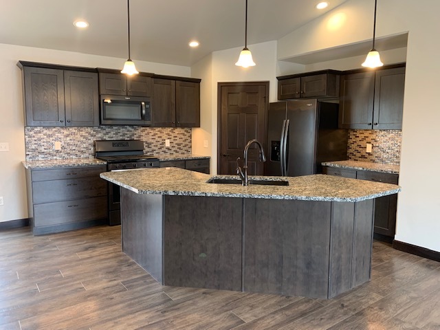Building Photo - 528 Bull Run Dr