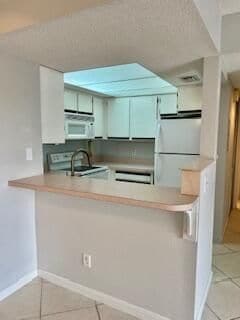 Building Photo - 969 Sonesta Ave NE