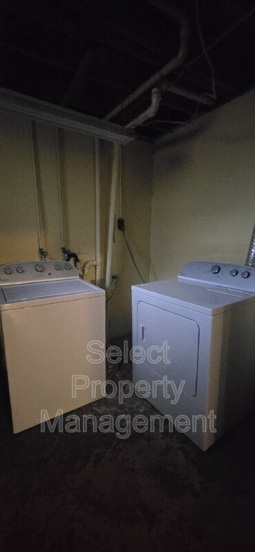 Building Photo - 7610 W Jefferson Blvd