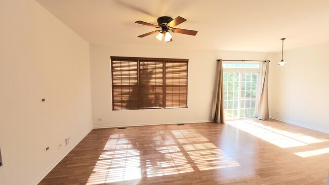 Building Photo - 360 Grape Vine Trl