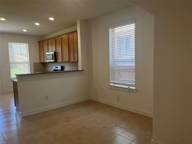 Building Photo - 424 Bristlecone Bend