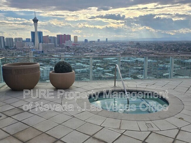 Building Photo - 200 Hoover Ave