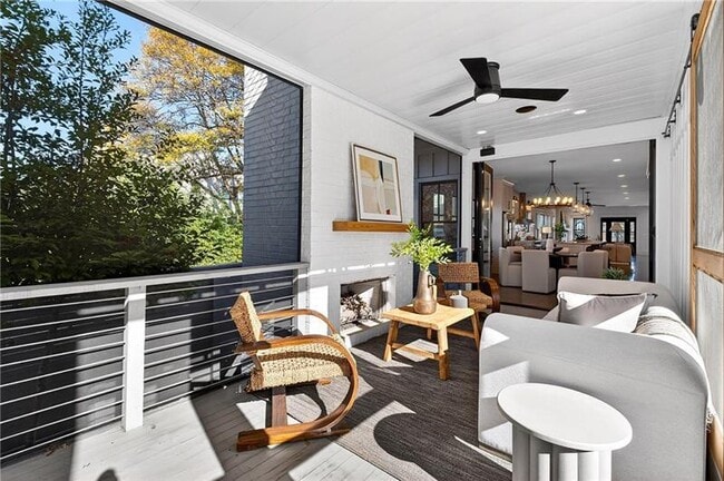 Building Photo - 636 Kennesaw Ave NE