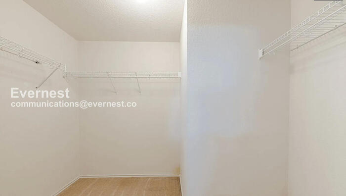 Building Photo - 109 Covey Ln