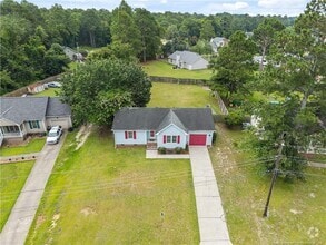 Building Photo - 6309 Cicada St