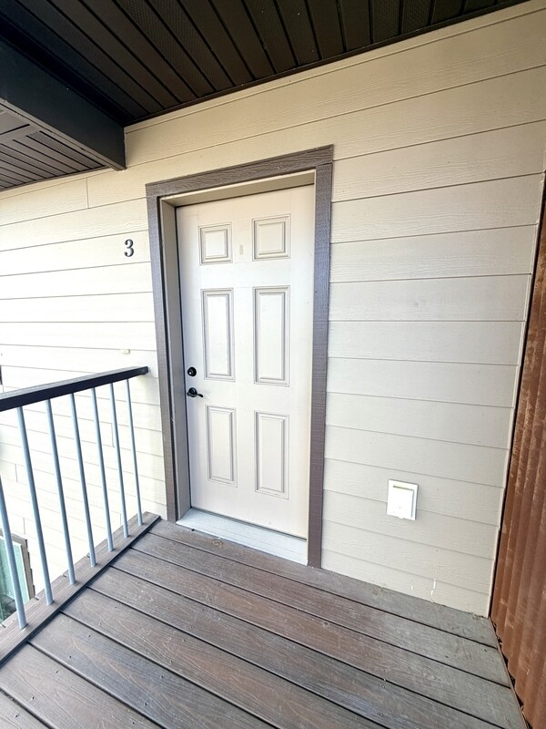 Building Photo - 3724 Travertine Way