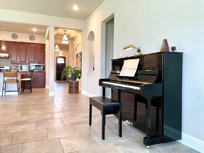 Building Photo - 19202 Presa Canyon Dr