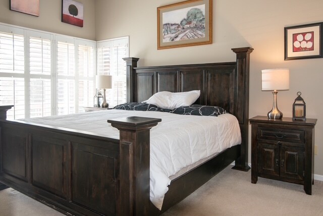 Main floor bedroom with deck - 5555 E Briarwood Ave