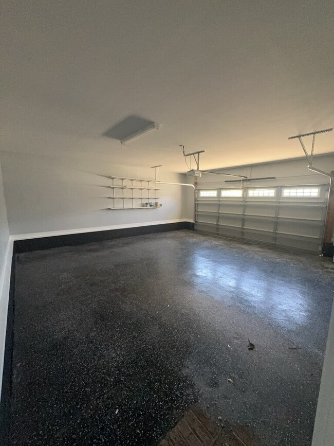 Building Photo - 1115 Westmoreland Dr