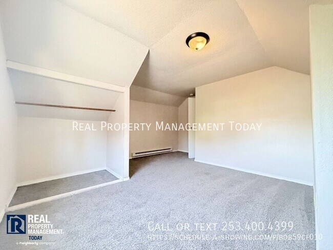 Building Photo - 5419 S Birmingham St