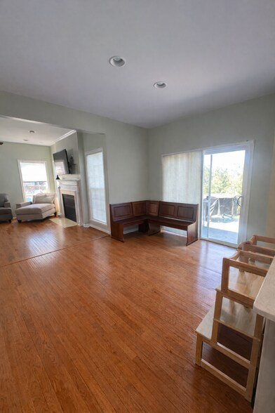 Building Photo - 2801 Ridgetop Ct