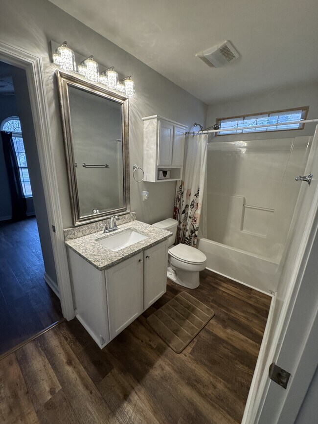 Building Photo - 2016 Saltwater St