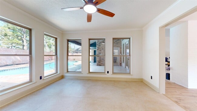 Building Photo - 22010 Rockchester Dr