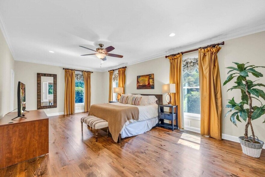 Building Photo - 115 Wexford Pl