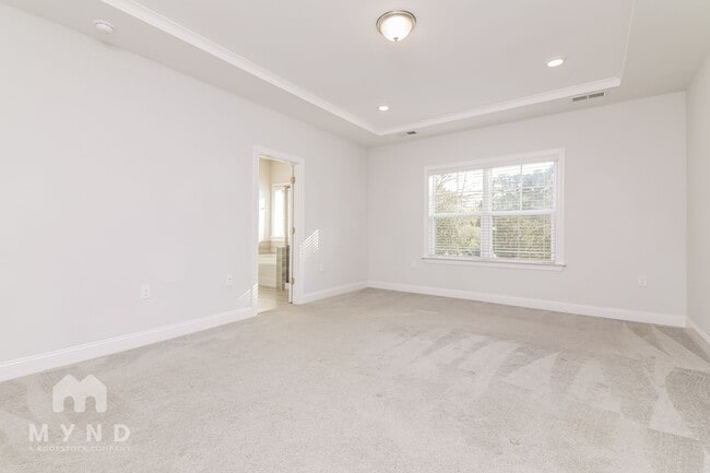 Building Photo - 395 Jorpaul Dr