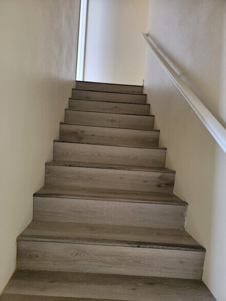 Building Photo - 3831 Bresee Ave