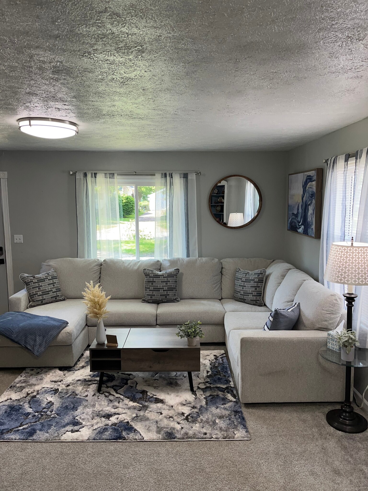 Living Room - 727 Madison St