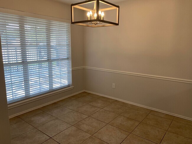 Building Photo - 7901 Albany Ave