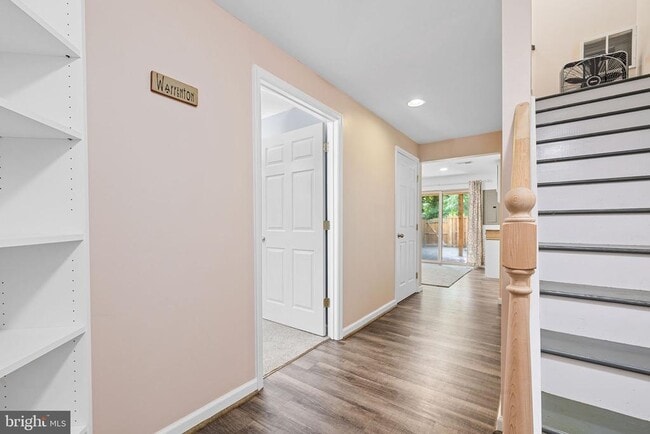 Building Photo - 574 Highland Towne Ln
